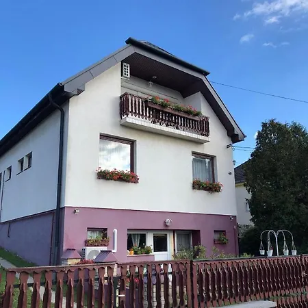 Major Csalad Apartament *
